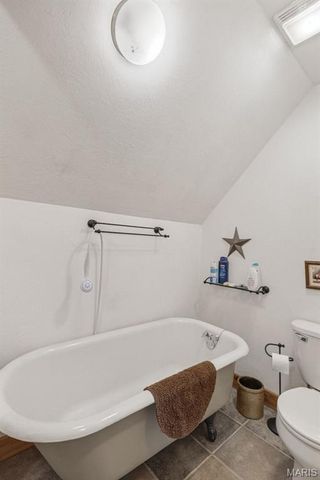 2276 Old Fredericktown Road, Farmington, MO 63640