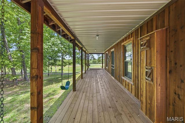 2276 Old Fredericktown Road, Farmington, MO 63640