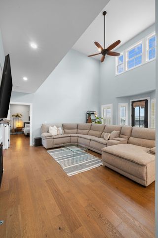 12877 Versailles Rd, Rockvale, TN 37153