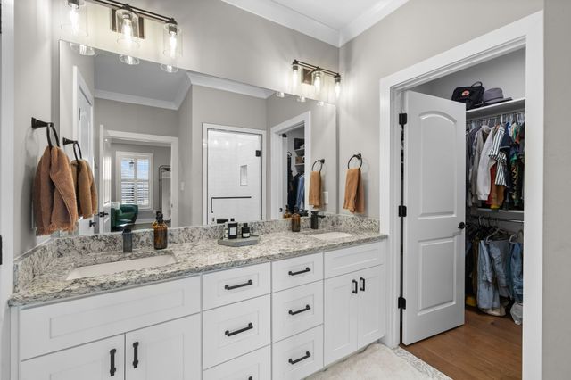 12877 Versailles Rd, Rockvale, TN 37153