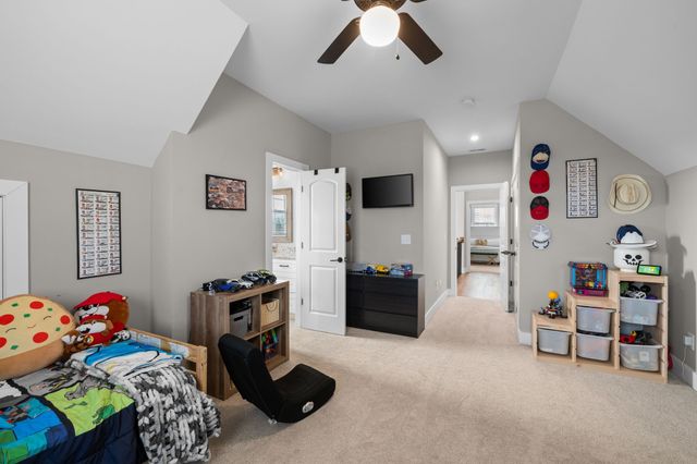 12877 Versailles Rd, Rockvale, TN 37153