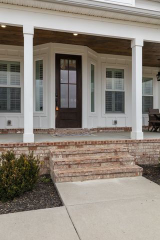 12877 Versailles Rd, Rockvale, TN 37153