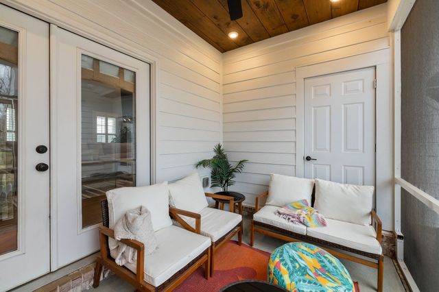 12877 Versailles Rd, Rockvale, TN 37153