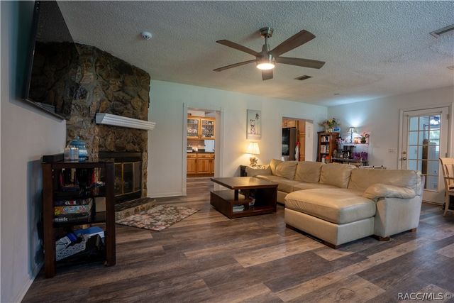6046 E Loring Lane, Inverness, FL 34452