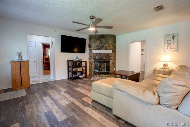 6046 E Loring Lane, Inverness, FL 34452