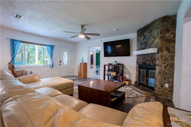 6046 E Loring Lane, Inverness, FL 34452