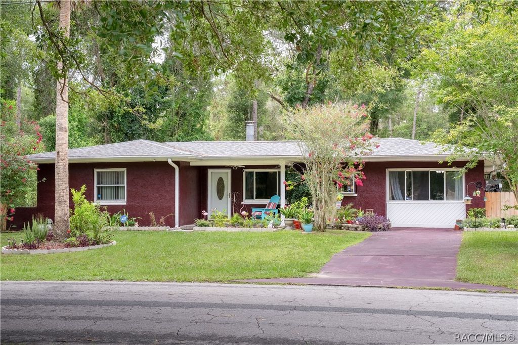 6046 E Loring Lane, Inverness, FL 34452