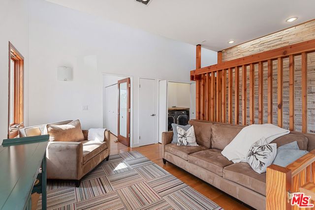 4236 Moore Street, Culver City, CA 90066