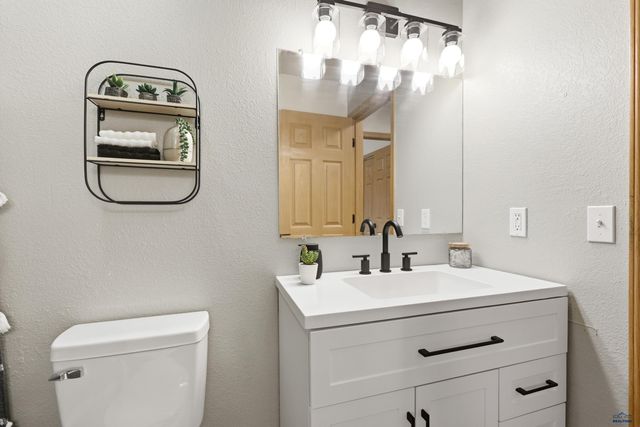 2383 HILLSIDE DR, Sturgis, SD 57785