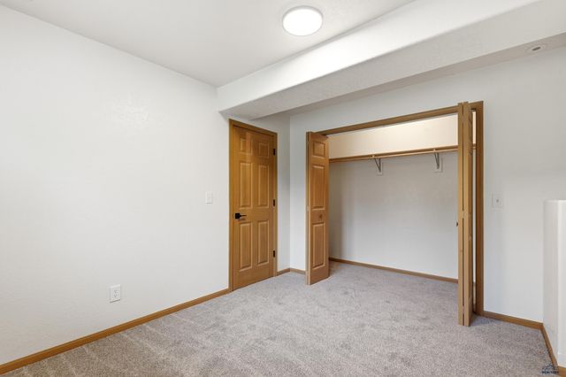 2383 HILLSIDE DR, Sturgis, SD 57785