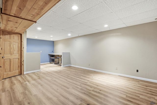 2383 HILLSIDE DR, Sturgis, SD 57785