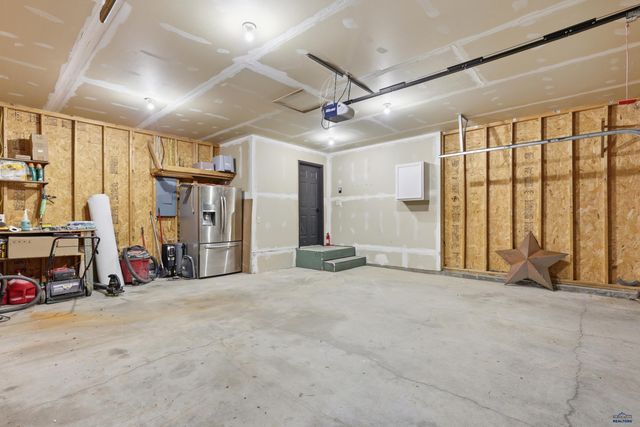 2383 HILLSIDE DR, Sturgis, SD 57785