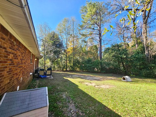 106 Hickory Dr., Petal, MS 39465