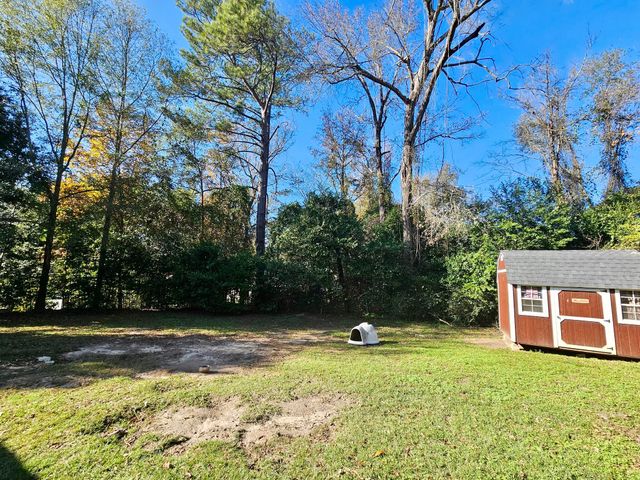 106 Hickory Dr., Petal, MS 39465