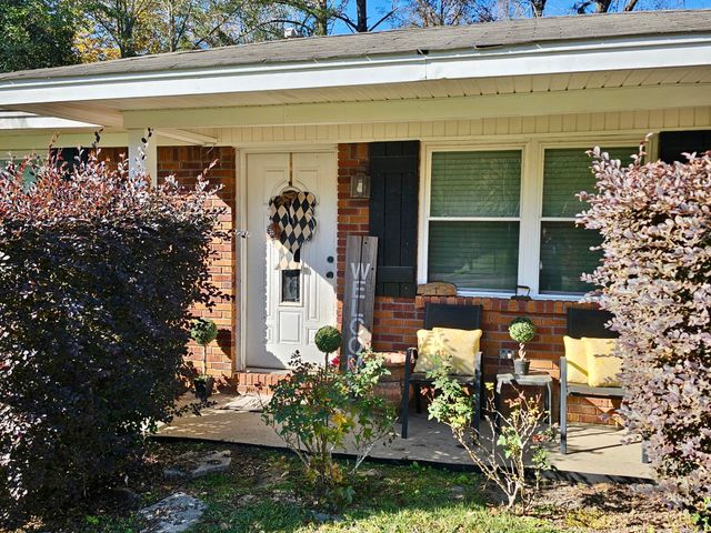 106 Hickory Dr., Petal, MS 39465