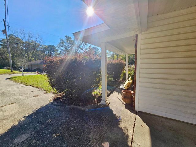 106 Hickory Dr., Petal, MS 39465