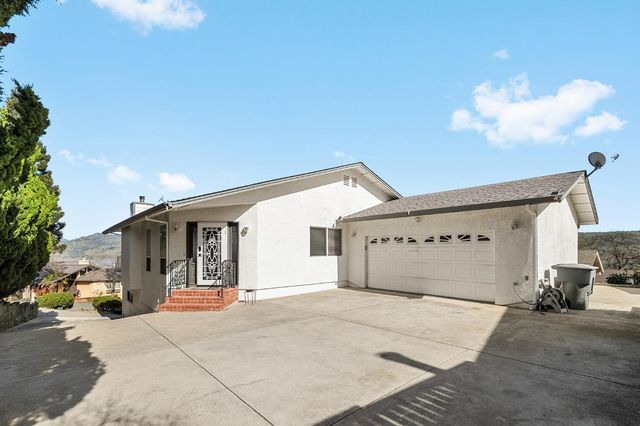 5370 Royal Oaks Dr, Oroville, CA 95966