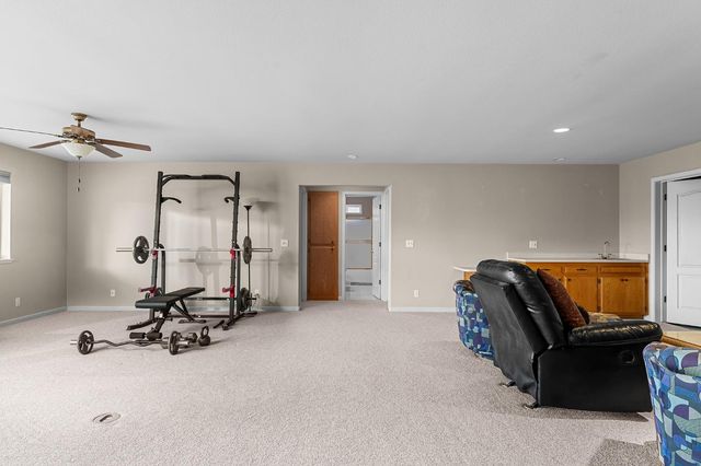 5370 Royal Oaks Dr, Oroville, CA 95966