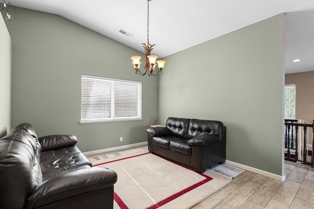 5370 Royal Oaks Dr, Oroville, CA 95966