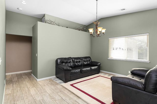 5370 Royal Oaks Dr, Oroville, CA 95966