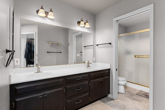 5370 Royal Oaks Dr, Oroville, CA 95966