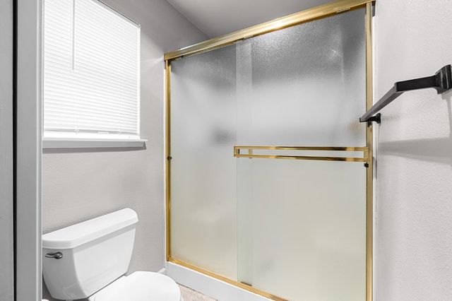 5370 Royal Oaks Dr, Oroville, CA 95966