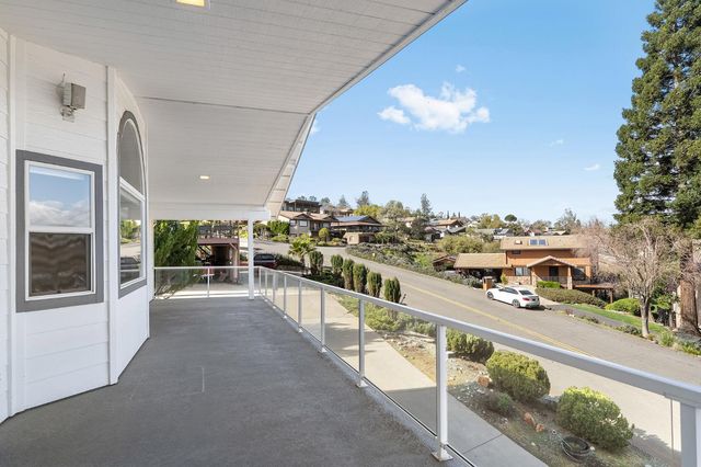 5370 Royal Oaks Dr, Oroville, CA 95966