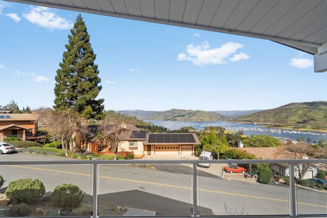 5370 Royal Oaks Dr, Oroville, CA 95966