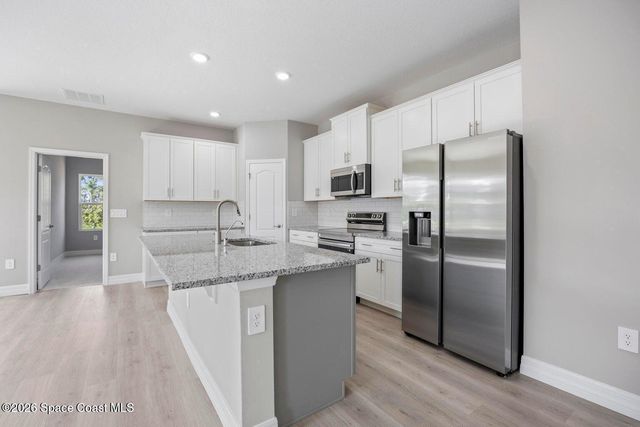 495 Harrison Street SW, Palm Bay, FL 32908