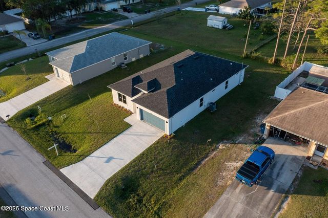 495 Harrison Street SW, Palm Bay, FL 32908