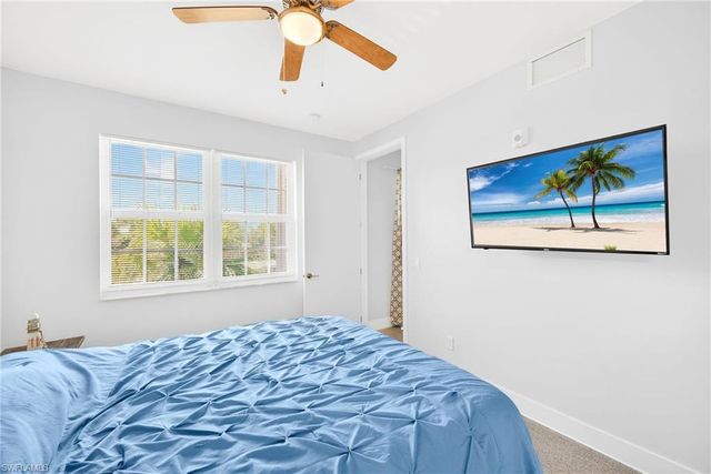 15901 Royal Pointe LN 202, Fort Myers, FL 33908