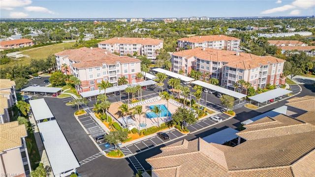 15901 Royal Pointe LN 202, Fort Myers, FL 33908