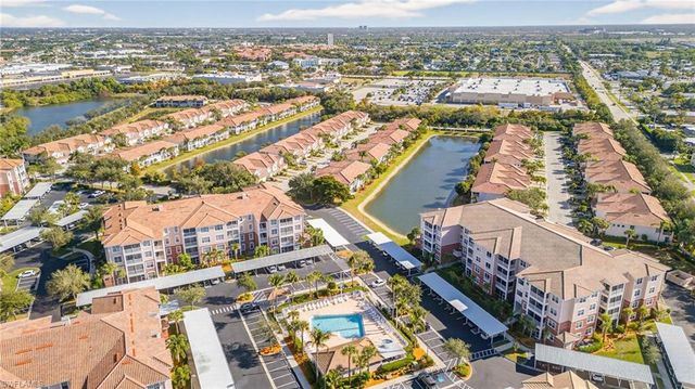 15901 Royal Pointe LN 202, Fort Myers, FL 33908