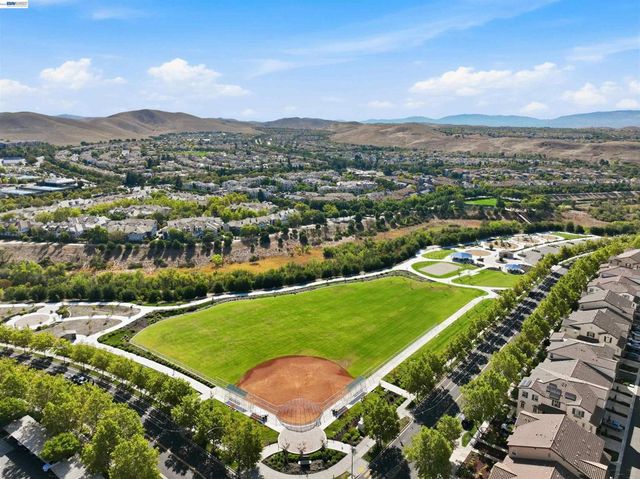 3582 Cinnamon Ridge Rd, San Ramon, CA 94582