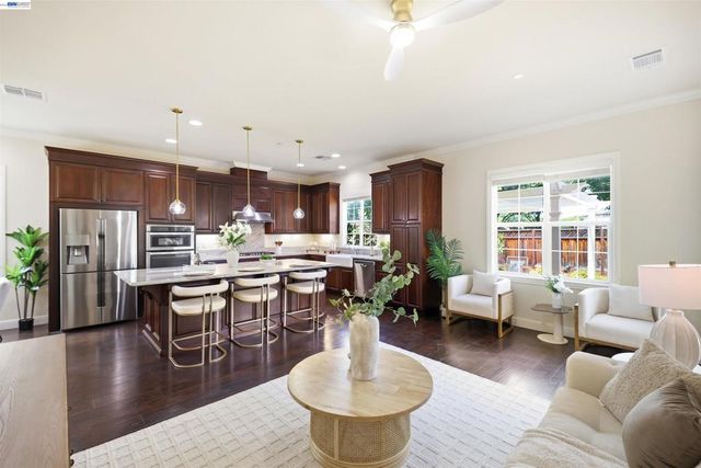 3582 Cinnamon Ridge Rd, San Ramon, CA 94582