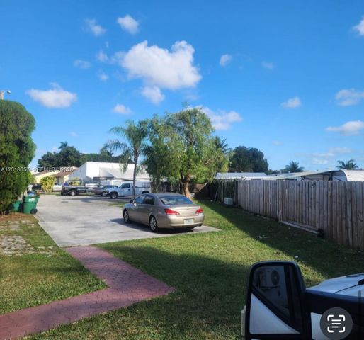 19422 SW 119th Ct, Miami, FL 33177