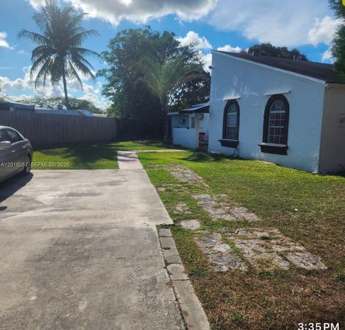 19422 SW 119th Ct, Miami, FL 33177