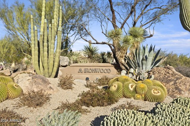 3105 E ARROYO HONDO Road, Carefree, AZ 85377