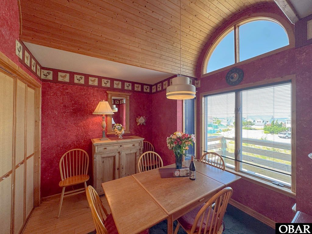 Image 17 of property listing at 122 Jay Crest Road, Duck, NC 27949