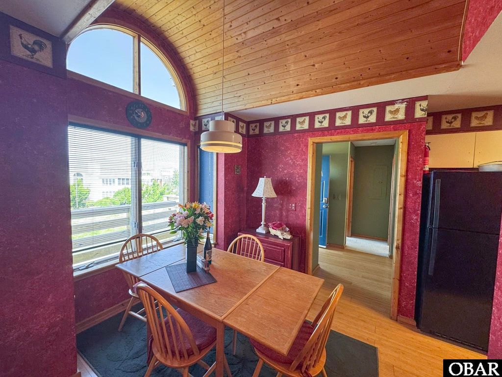 Image 18 of property listing at 122 Jay Crest Road, Duck, NC 27949