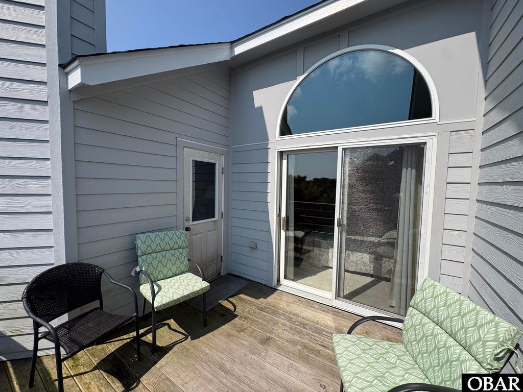 Image 37 of property listing at 122 Jay Crest Road, Duck, NC 27949