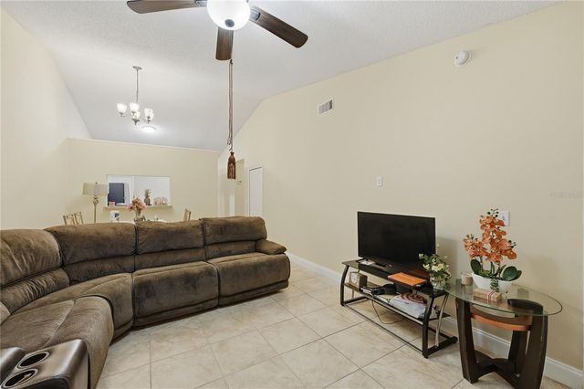 88 WINTER RIDGE CIRCLE, Orlando, FL 32835