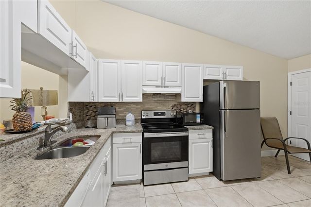 88 WINTER RIDGE CIRCLE, Orlando, FL 32835