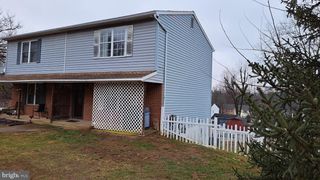 1901 POWDER MILL RD #A, York, PA 17402