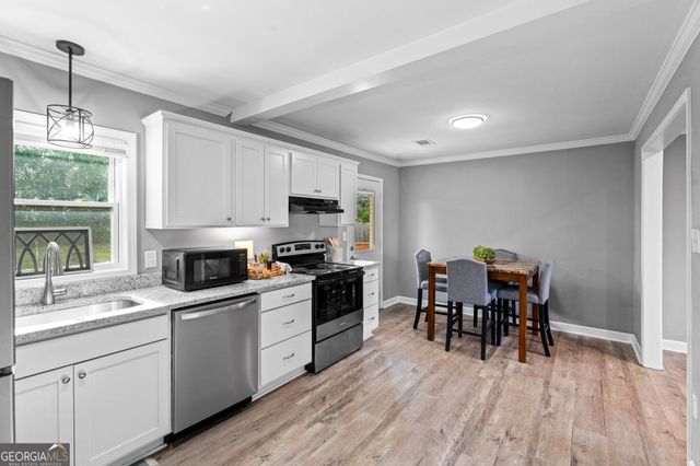 717 Bernard Drive, Warner Robins, GA 31093