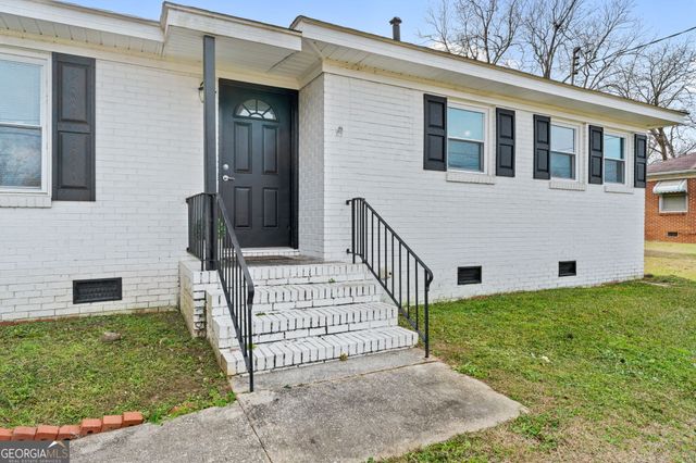 717 Bernard Drive, Warner Robins, GA 31093