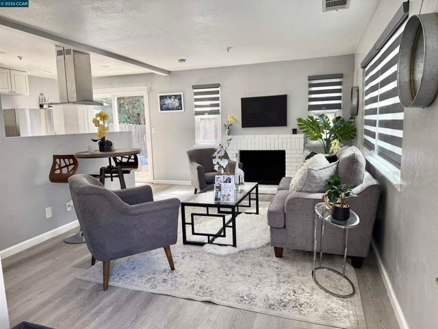 1880 Premier Pl., Concord, CA 94520