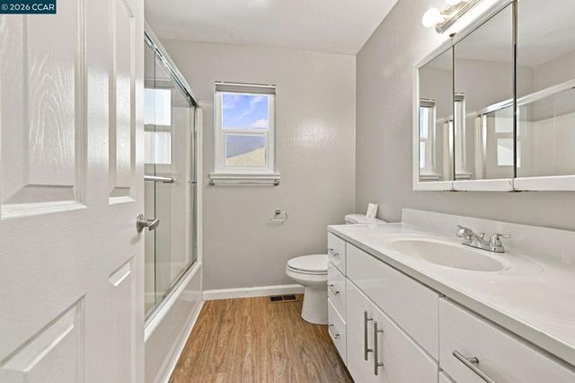 1880 Premier Pl., Concord, CA 94520