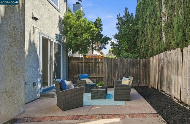 1880 Premier Pl., Concord, CA 94520