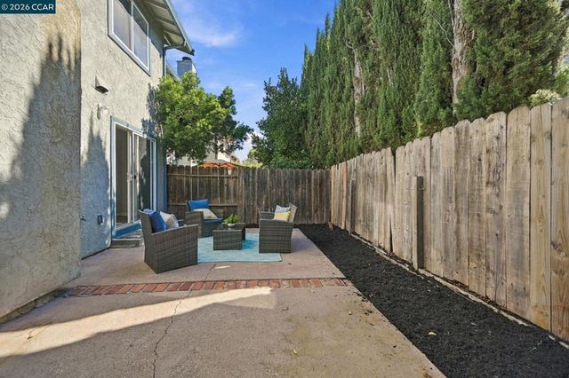 1880 Premier Pl., Concord, CA 94520